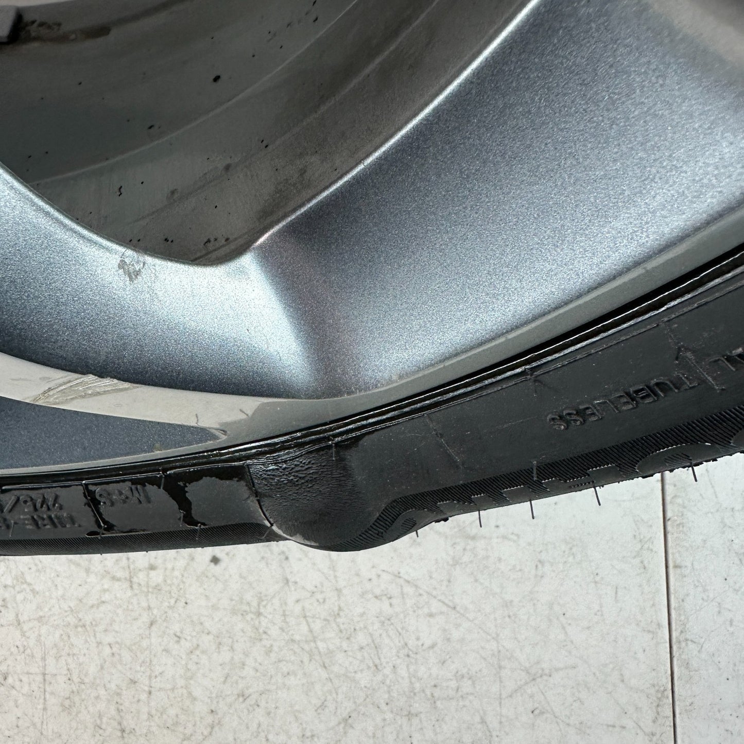 2015-2018 MERCEDES W205 C300 17x7' INCH 10 SPOKE WHEEL RIM W/ TIRE A2054010200