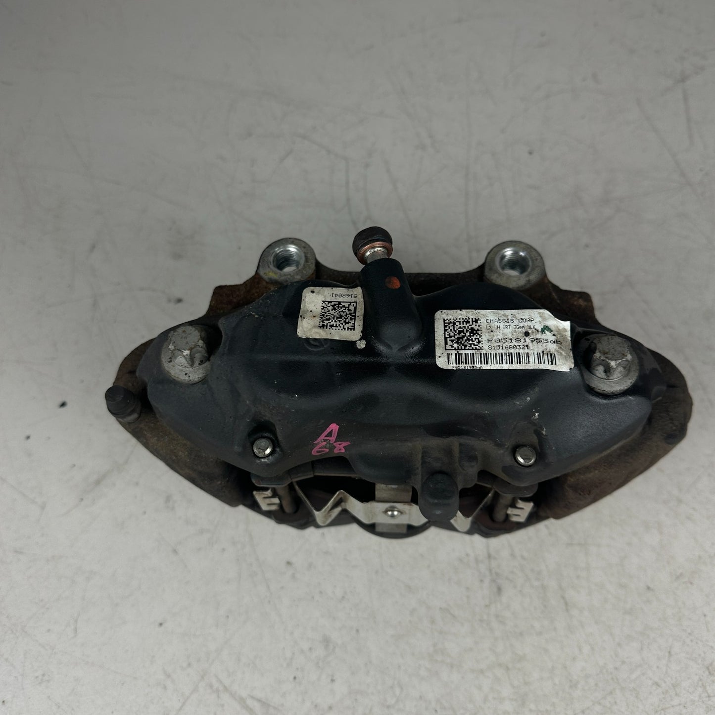 2015-23 DODGE CHALLENGER FRONT LEFT SIDE BREMBO BRAKE CALIPER BLACK 05181955 OEM
